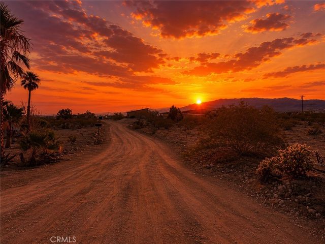 74377 Sunrise, 29 Palms, CA 92277