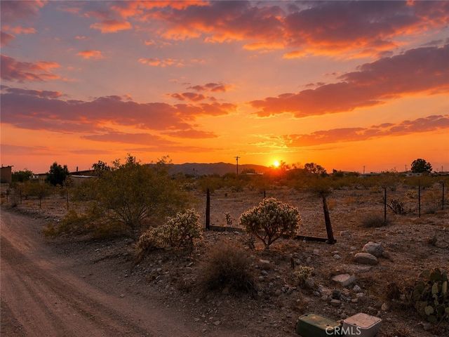 74377 Sunrise, 29 Palms, CA 92277