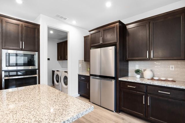 4657 S Hills Dr, Folsom, CA 95630