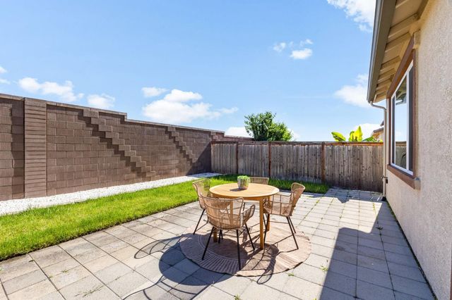 4657 S Hills Dr, Folsom, CA 95630
