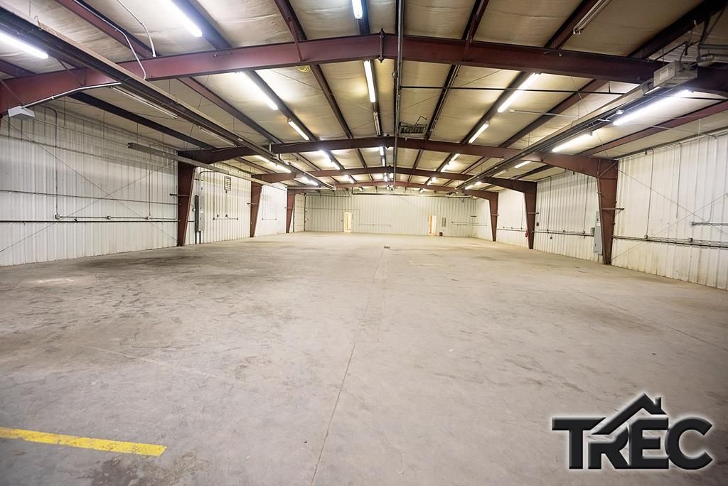 415 Alan Rd, Powell, WY 82435 photo 2