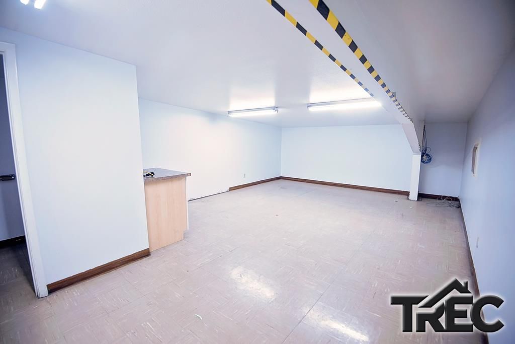 415 Alan Rd, Powell, WY 82435 photo 12