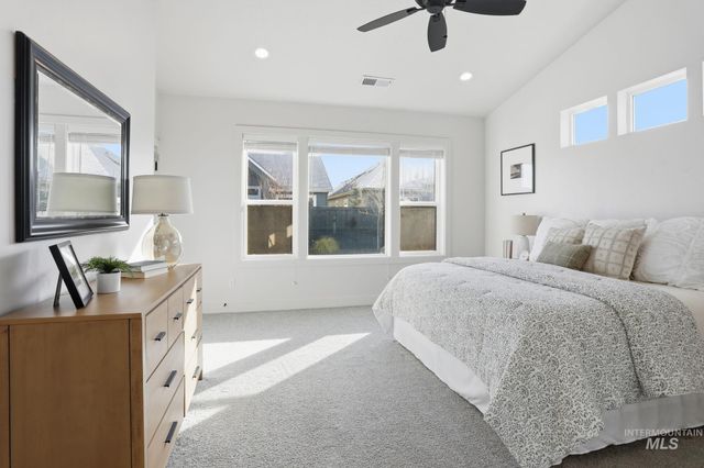 6612 S Zenith Avenue, Meridian, ID 83642