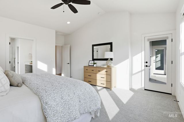 6612 S Zenith Avenue, Meridian, ID 83642