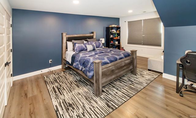 1955 Olde Mill Court, Newburgh, IN 47630