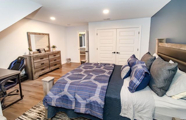 1955 Olde Mill Court, Newburgh, IN 47630