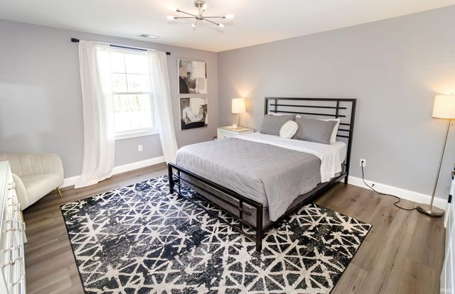 1955 Olde Mill Court, Newburgh, IN 47630