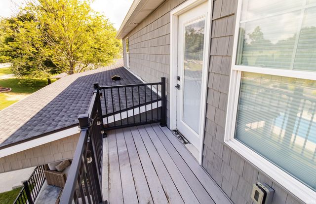 1955 Olde Mill Court, Newburgh, IN 47630