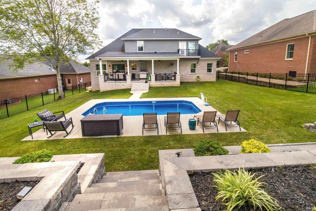 1955 Olde Mill Court, Newburgh, IN 47630