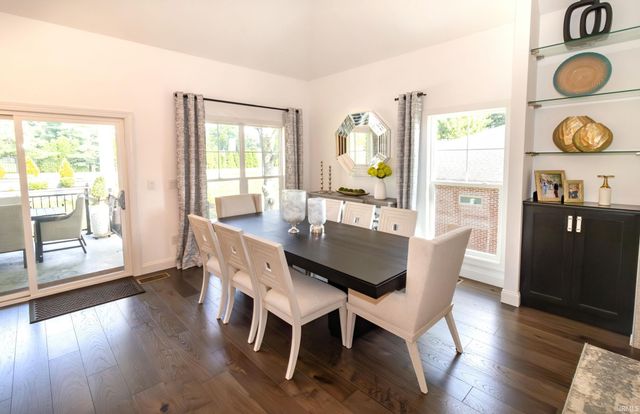 1955 Olde Mill Court, Newburgh, IN 47630