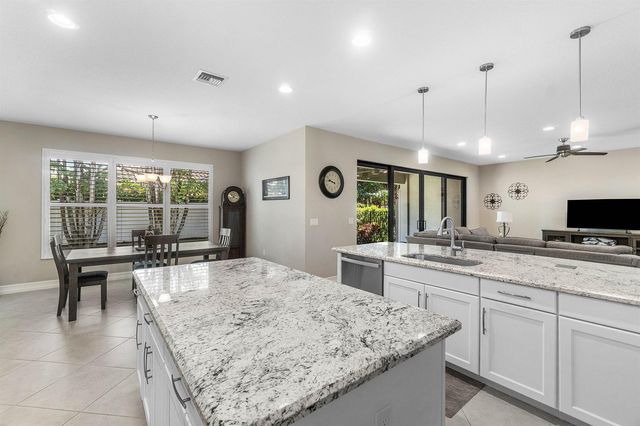 8109 Snowflake Obsidian Trail, Delray Beach, FL 33446