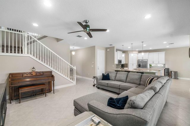 8109 Snowflake Obsidian Trail, Delray Beach, FL 33446