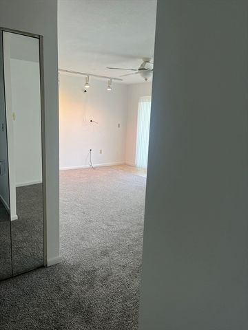 1004 Paradise Road PHB, Swampscott, MA 01907