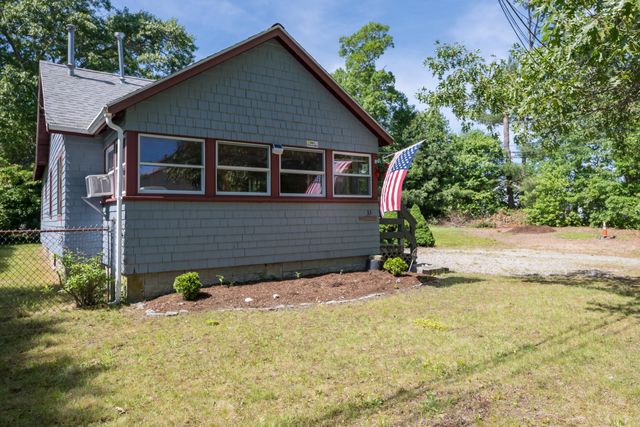 33 Kingwood Street, Wareham, MA 02571