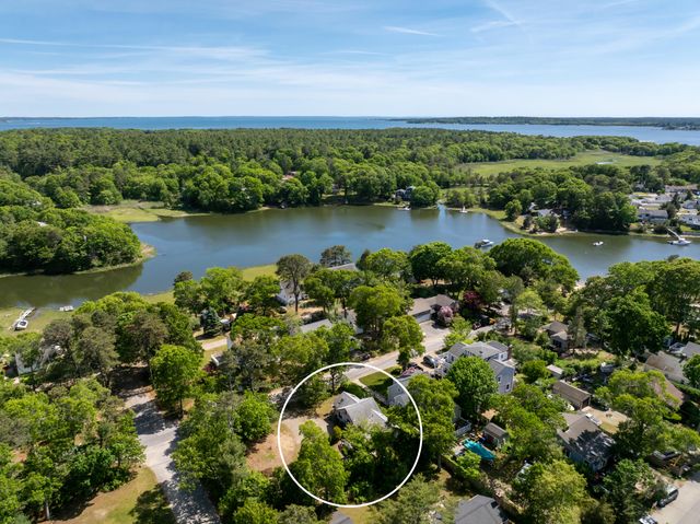 33 Kingwood Street, Wareham, MA 02571