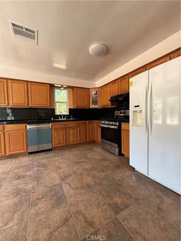 17786 Grand, Lake Elsinore, CA 92530