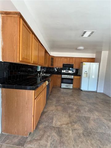 17786 Grand, Lake Elsinore, CA 92530