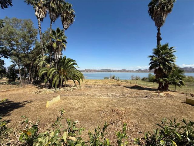 17786 Grand, Lake Elsinore, CA 92530