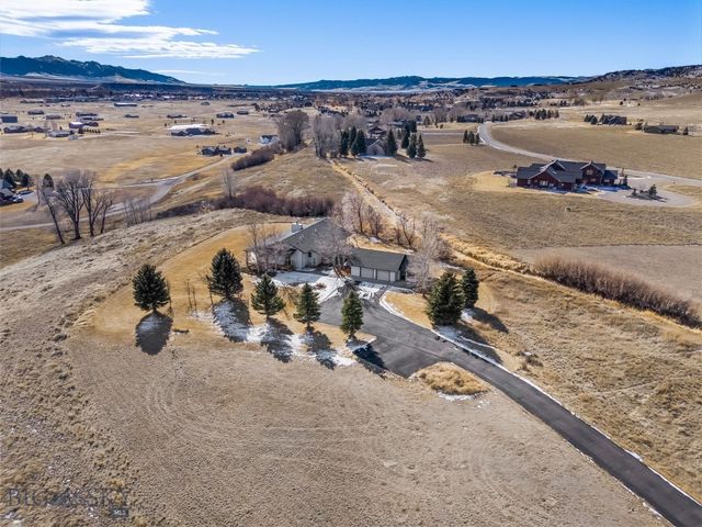 19 Green Wing Road, Ennis, MT 59729