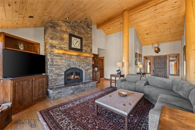 19 Green Wing Road, Ennis, MT 59729