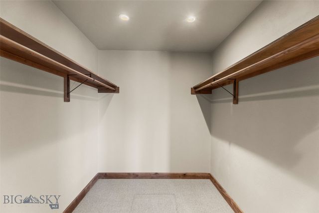 19 Green Wing Road, Ennis, MT 59729