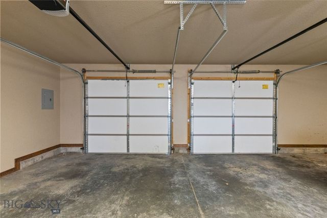 19 Green Wing Road, Ennis, MT 59729