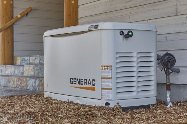 19 Green Wing Road, Ennis, MT 59729