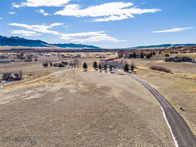 19 Green Wing Road, Ennis, MT 59729