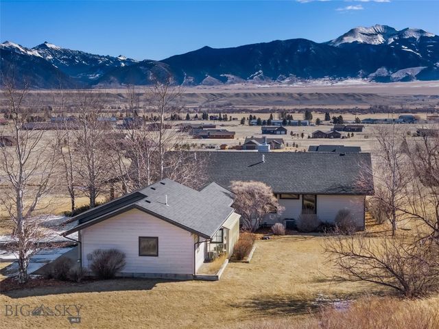 19 Green Wing Road, Ennis, MT 59729