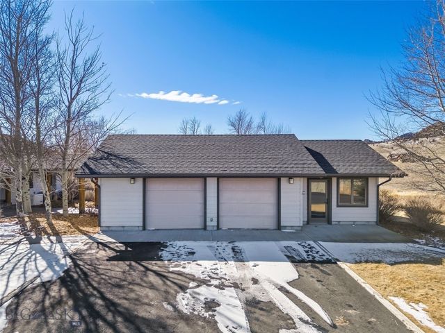 19 Green Wing Road, Ennis, MT 59729