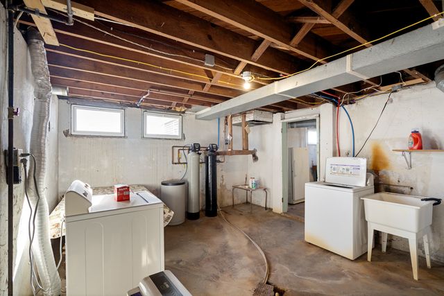 18433 E 1300th Street, Geneseo, IL 61254