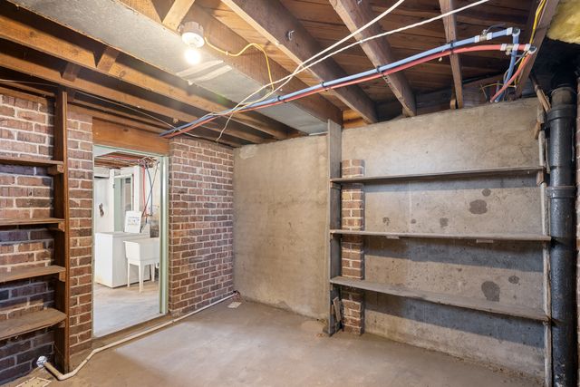 18433 E 1300th Street, Geneseo, IL 61254