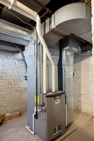 18433 E 1300th Street, Geneseo, IL 61254