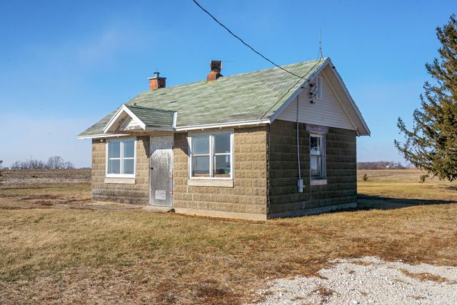 18433 E 1300th Street, Geneseo, IL 61254