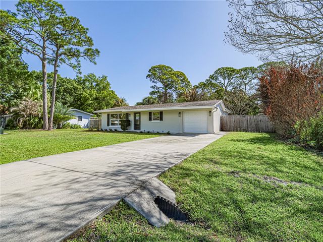 1130 35th Avenue, Vero Beach, FL 32960