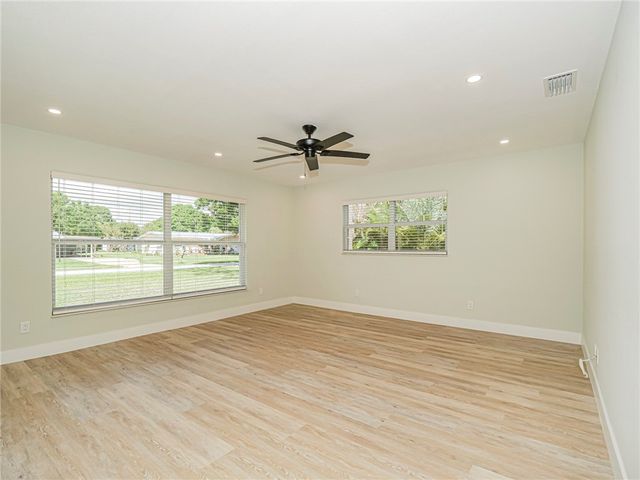 1130 35th Avenue, Vero Beach, FL 32960