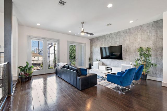 4621 Chartres Street, Houston, TX 77004