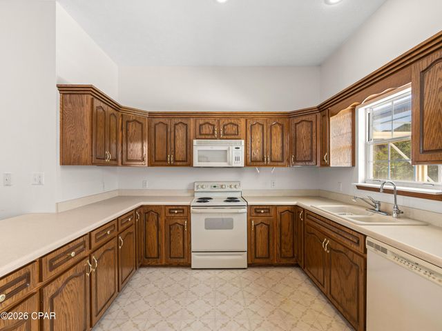 20937 S Lakeview Drive, Panama City Beach, FL 32413