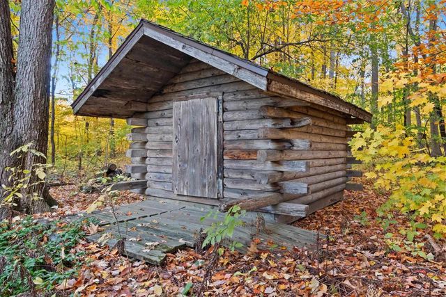 3683 AUSTRIAN LANE, Suamico, WI 54313