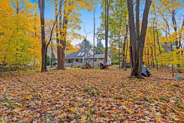 3683 AUSTRIAN LANE, Suamico, WI 54313