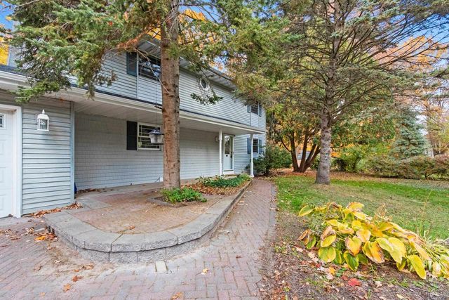 3683 AUSTRIAN LANE, Suamico, WI 54313