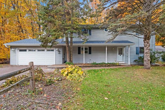 3683 AUSTRIAN LANE, Suamico, WI 54313