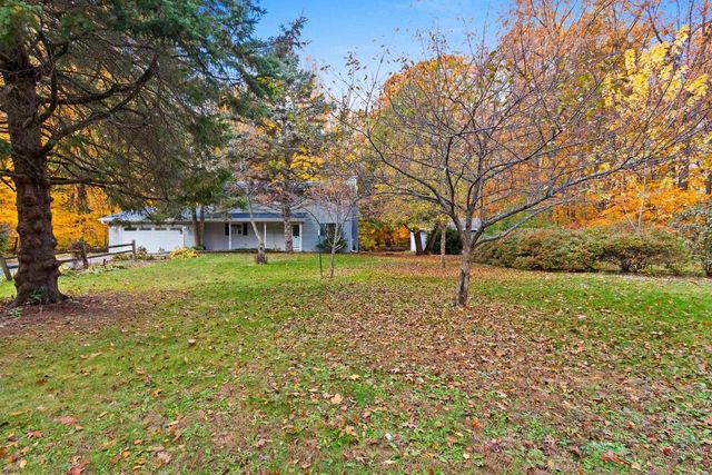 3683 AUSTRIAN LANE, Suamico, WI 54313