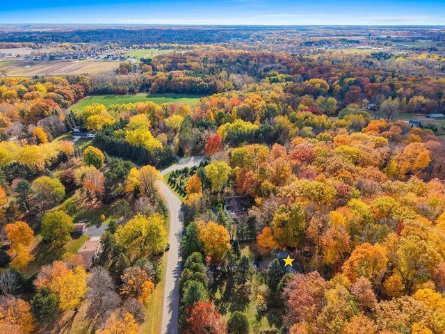 3683 AUSTRIAN LANE, Suamico, WI 54313