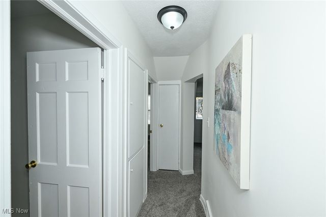 2527 Edgebrook Avenue, Akron, OH 44312