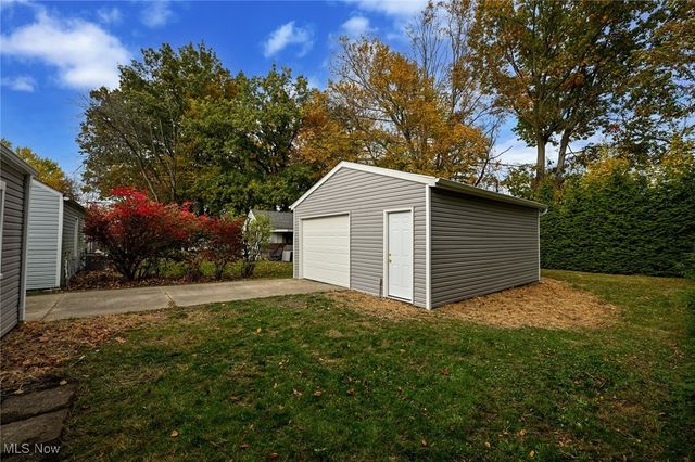 2527 Edgebrook Avenue, Akron, OH 44312