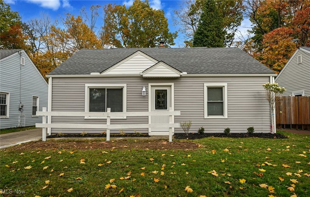 2527 Edgebrook Avenue, Akron, OH 44312