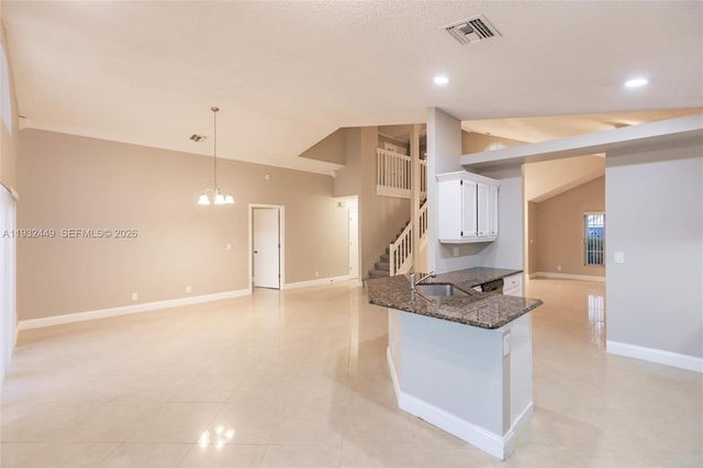 2042 Cross Breeze Dr, Wellington, FL 33414