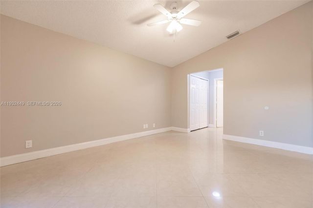 2042 Cross Breeze Dr, Wellington, FL 33414