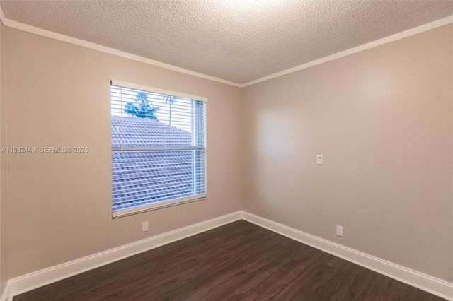 2042 Cross Breeze Dr, Wellington, FL 33414